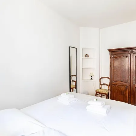 Апартаменты Guestready - Quiet Oasis Steps From Sacre-coeur